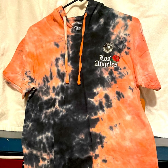 Dikotomy Tye Dye Short Sleeve Hoodie - Picture 1 of 6